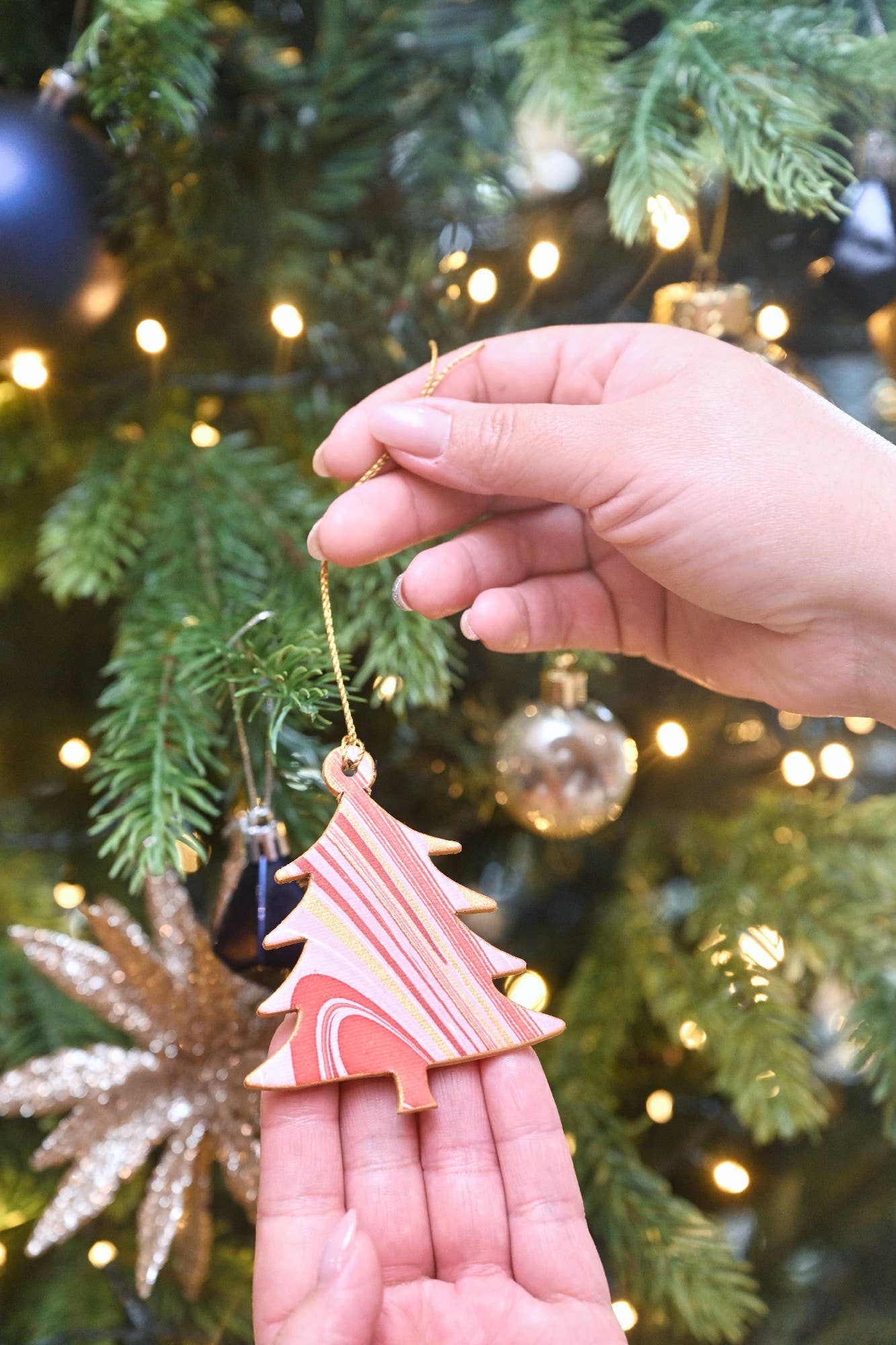 Keepsake Marble Ornament Greeting Card - Tree Joyful Red