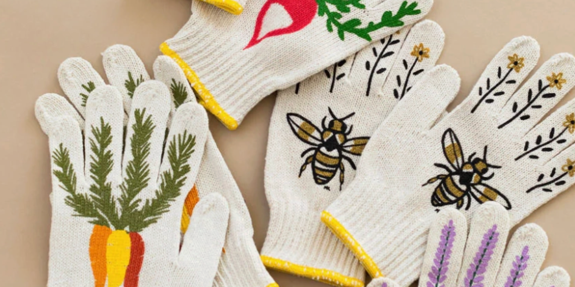 Carrrot_Garden_Gloves.png