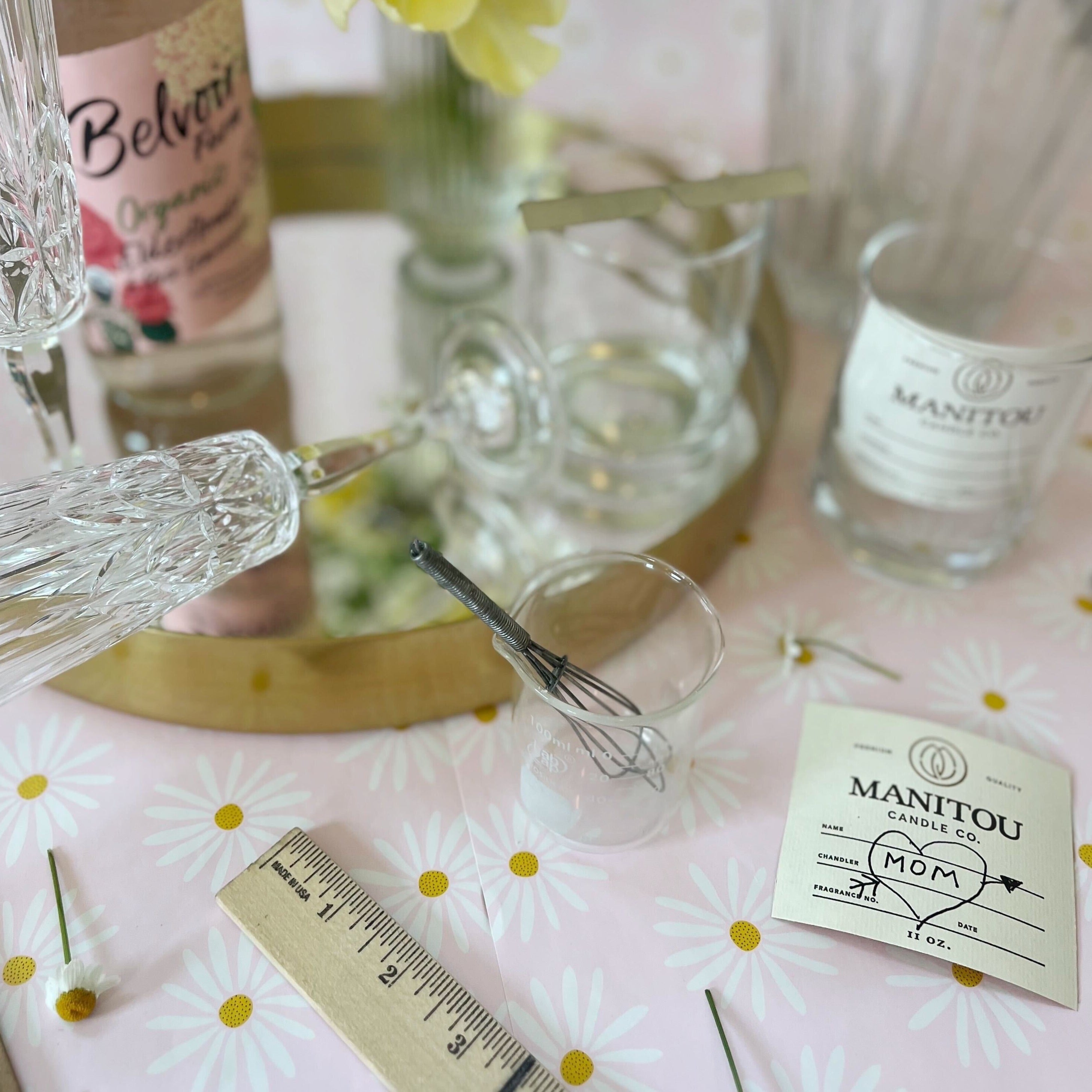 Mother’s Day Candle Making & Flower Bar Workshop w/ Eve Floral Co. (Saturday, 5/9 from 11am - 1pm)