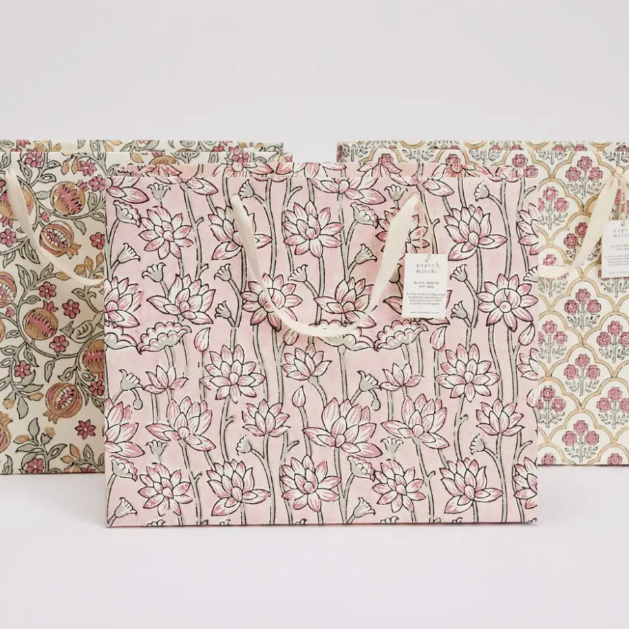 Pink_Earth_Collection_Large_Gift_Bag_Set_of_3.png
