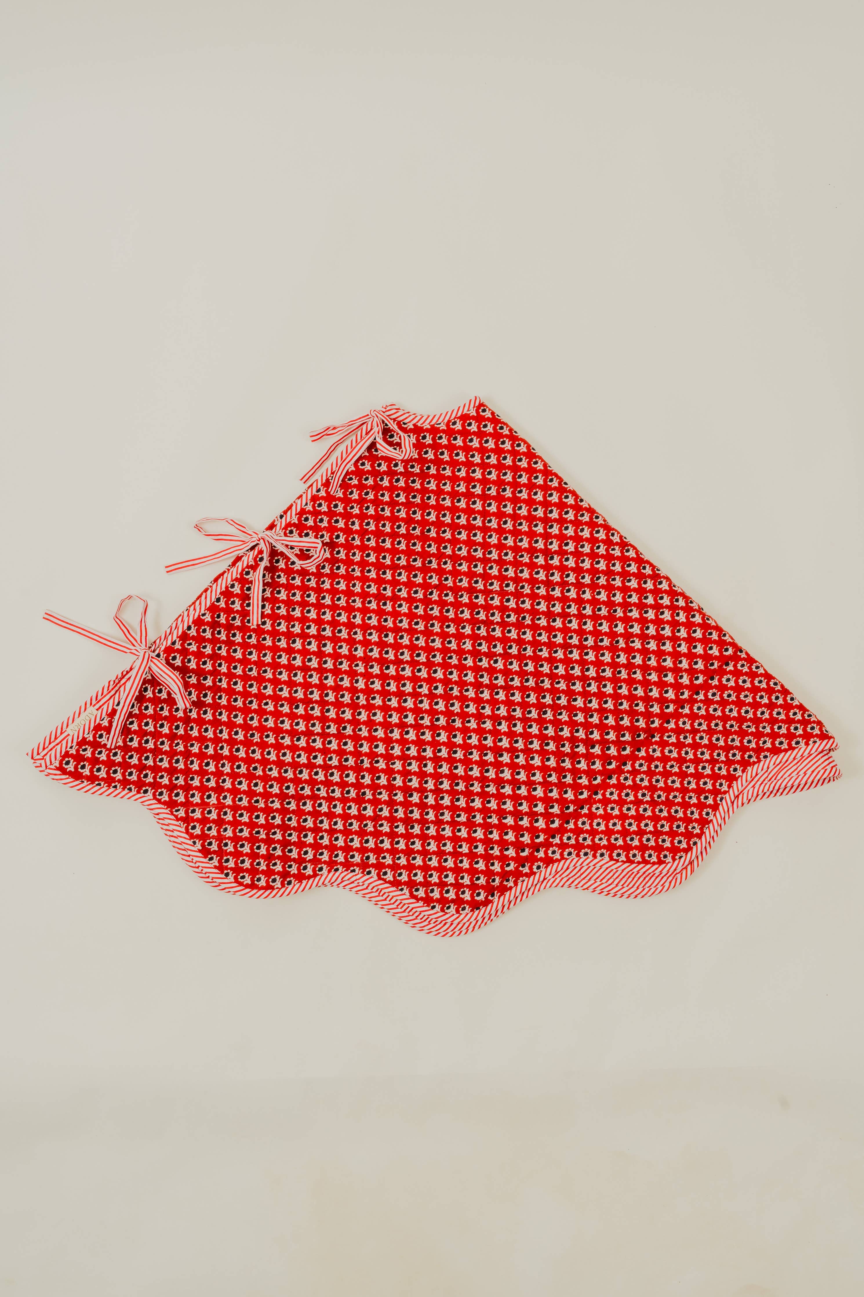 Vintage Noel Tree Skirt - Handmade