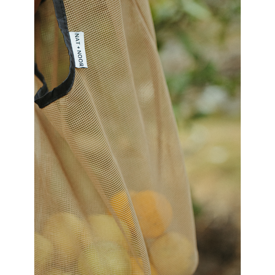 Joan Reusable Mesh Tote Bag In Tan/Black