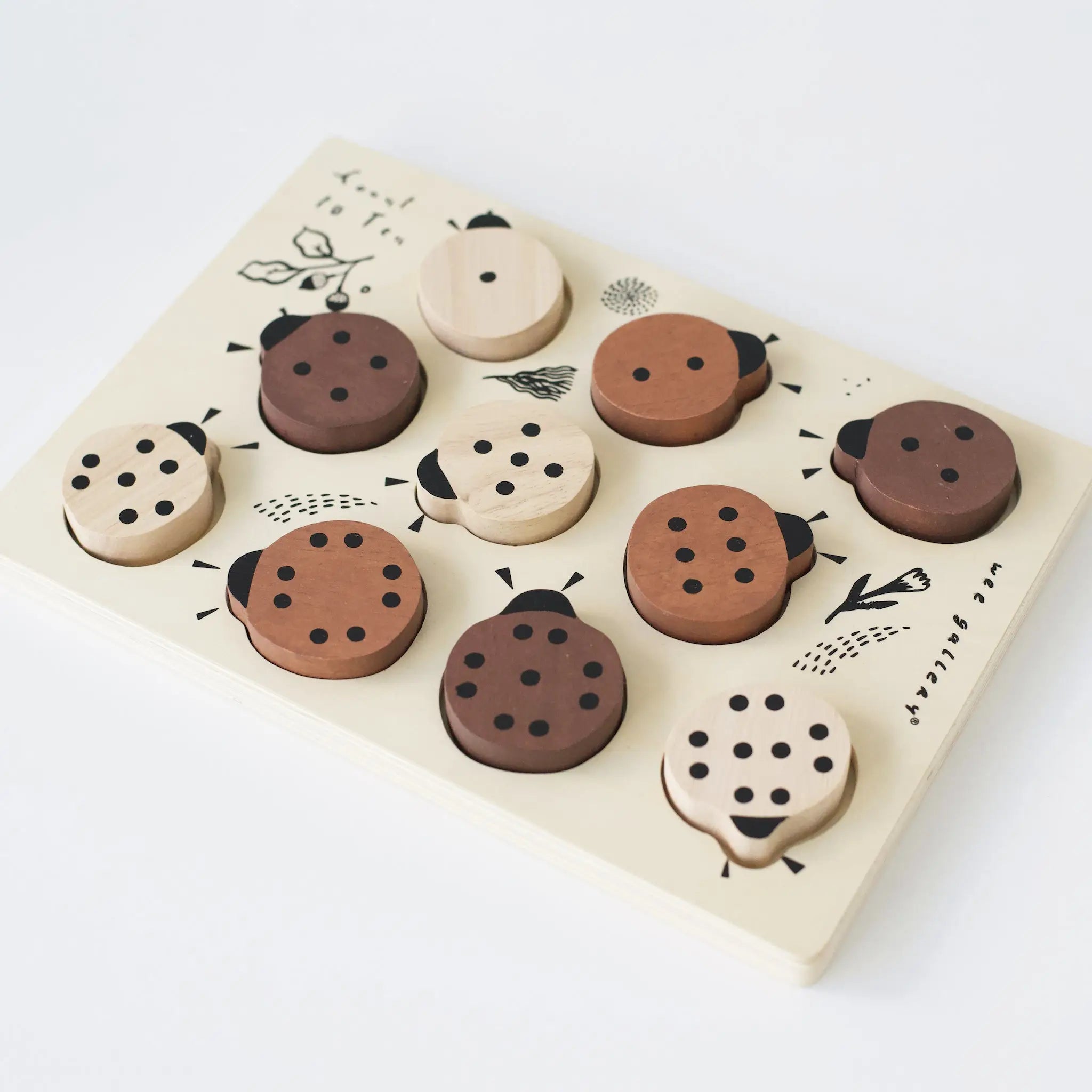 Wooden Tray Puzzle (Ladybugs)