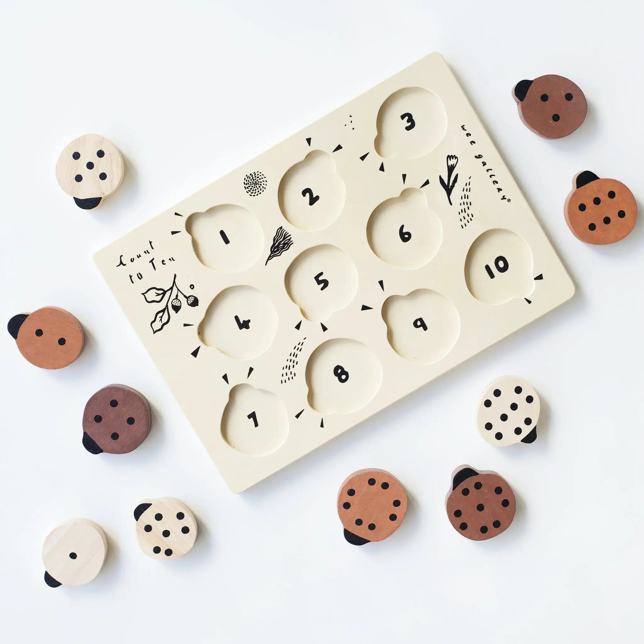 Wooden Tray Puzzle (Ladybugs)